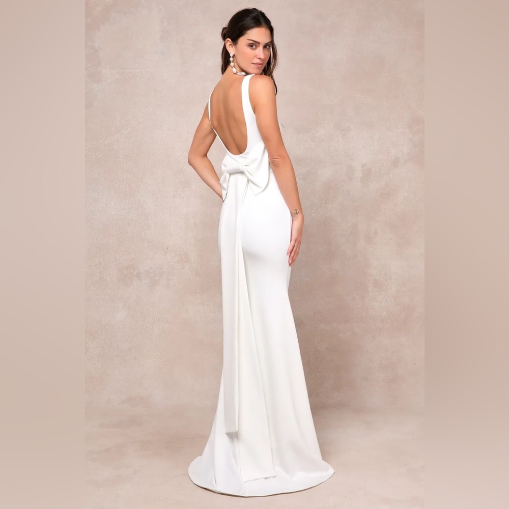 Lulus Loving Fate White Bow Square Neck Backless Maxi Dress Size XS NWT